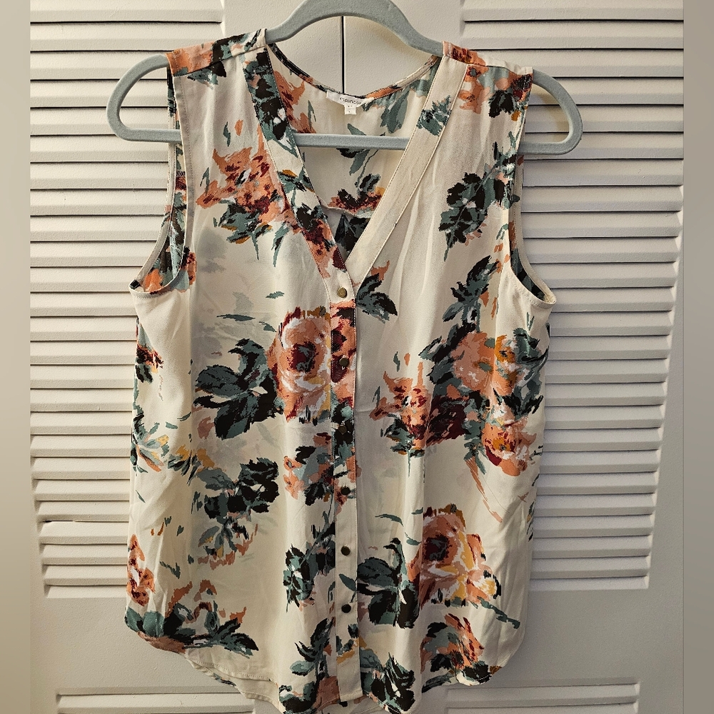 Maurices Floral Sleeveless Blouse - Large